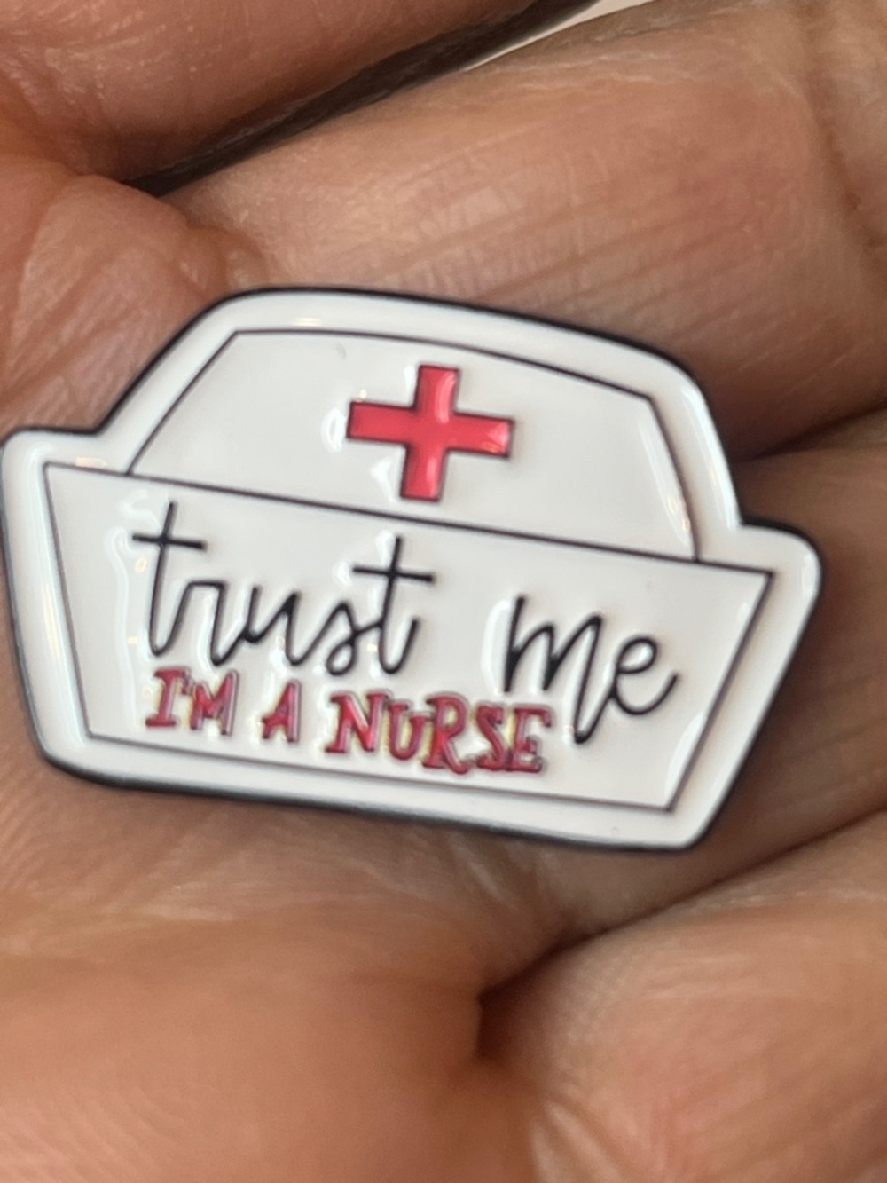 Trust Me I'm a Nurse White & Red Enamel Brooch - Picture 8 of 8